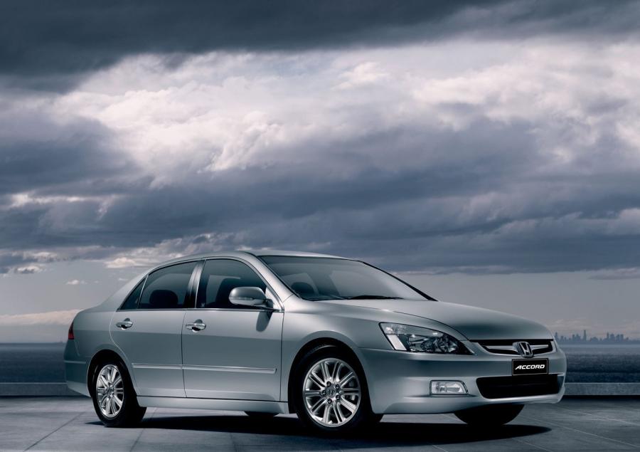  Honda Accord Sedan 2006 года  (AU) (фото 2 из 2)